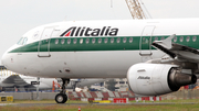 Alitalia Airbus A321-112 (I-BIXP) at  London - Heathrow, United Kingdom
