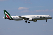 Alitalia Airbus A321-112 (I-BIXP) at  London - Heathrow, United Kingdom