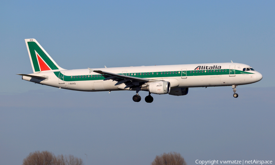 Alitalia Airbus A321-112 (I-BIXQ) | Photo 423163