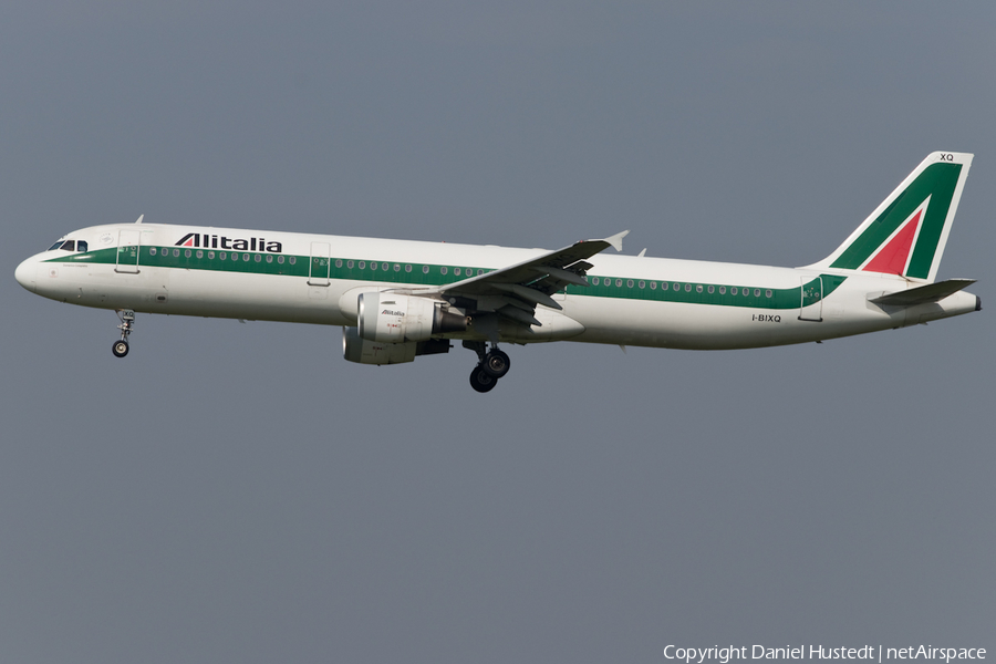 Alitalia Airbus A321-112 (I-BIXQ) | Photo 426396