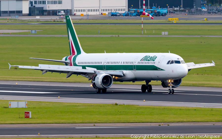 Alitalia Airbus A321-112 (I-BIXV) | Photo 348494