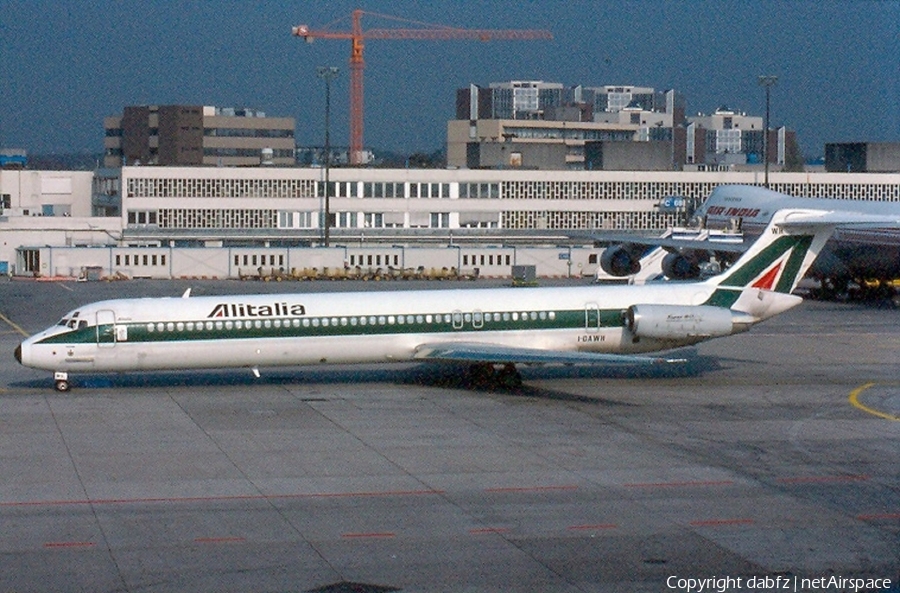 Alitalia McDonnell Douglas MD-82 (I-DAWH) | Photo 211142