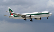 Alitalia Boeing 767-33A(ER) (I-DEIG) at  Miami - International, United States