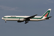 Alitalia Boeing 767-33A(ER) (I-DEIL) at  Rome - Fiumicino (Leonardo DaVinci), Italy