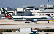 Alitalia Boeing 777-243(ER) (I-DISA) at  Miami - International, United States
