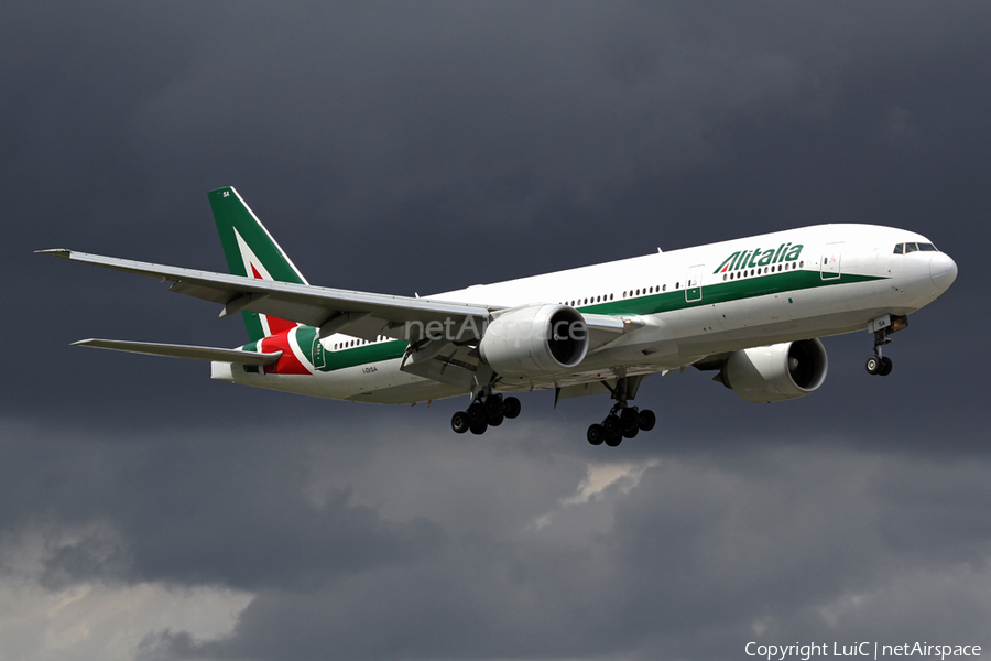 Alitalia Boeing 777-243(ER) (I-DISA) | Photo 6459