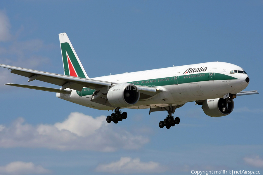 Alitalia Boeing 777-243(ER) (I-DISB) | Photo 373775