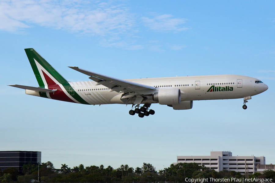 Alitalia Boeing 777-243(ER) (I-DISU) | Photo 133988