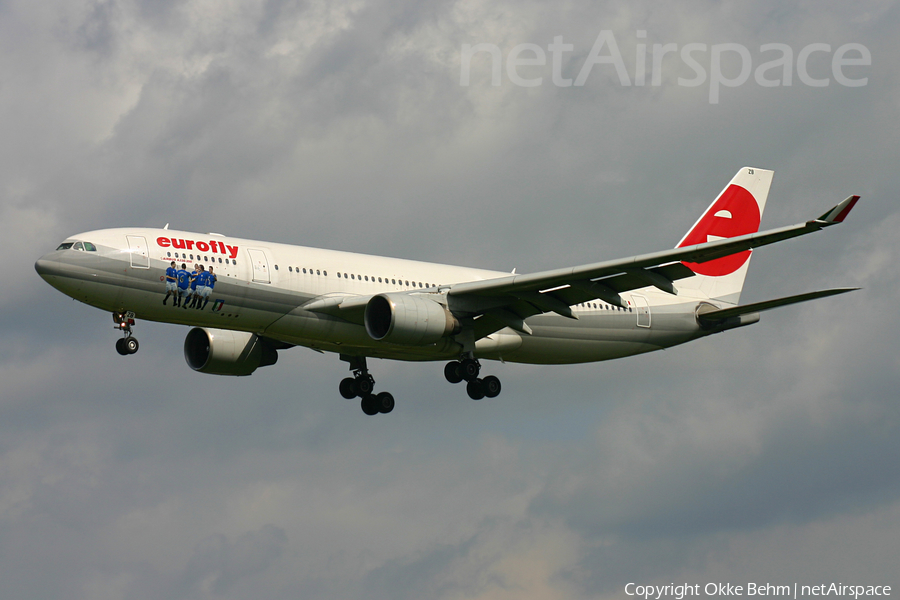 Eurofly Airbus A330-223 (I-EEZB) | Photo 71718
