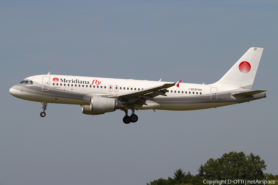 Meridiana Airbus A320-214 (I-EEZF) | Photo 389395