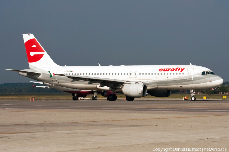 Eurofly Airbus A320-214 (I-EEZG) | Photo 658051