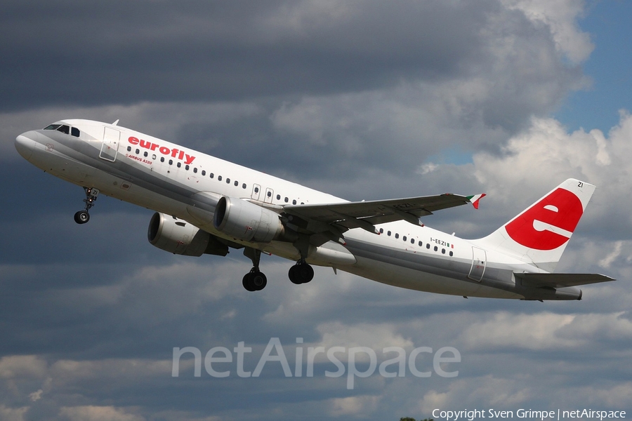 Eurofly Airbus A320-214 (I-EEZI) | Photo 11779