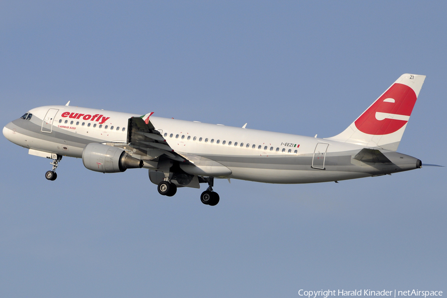 Eurofly Airbus A320-214 (I-EEZI) | Photo 312025