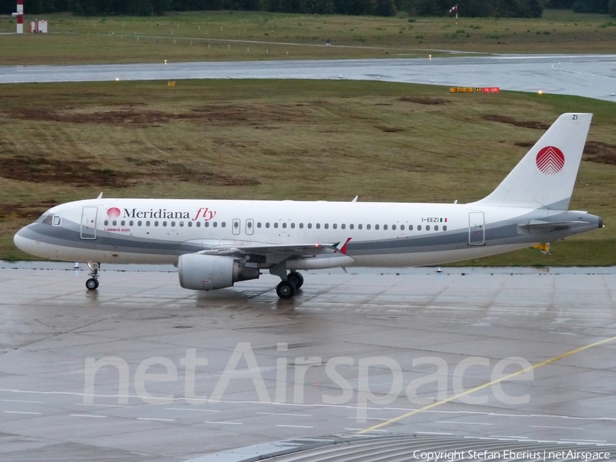 Meridiana Airbus A320-214 (I-EEZI) | Photo 273251