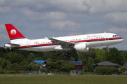 Meridiana Airbus A320-214 (I-EEZI) at  Hamburg - Fuhlsbuettel (Helmut Schmidt), Germany