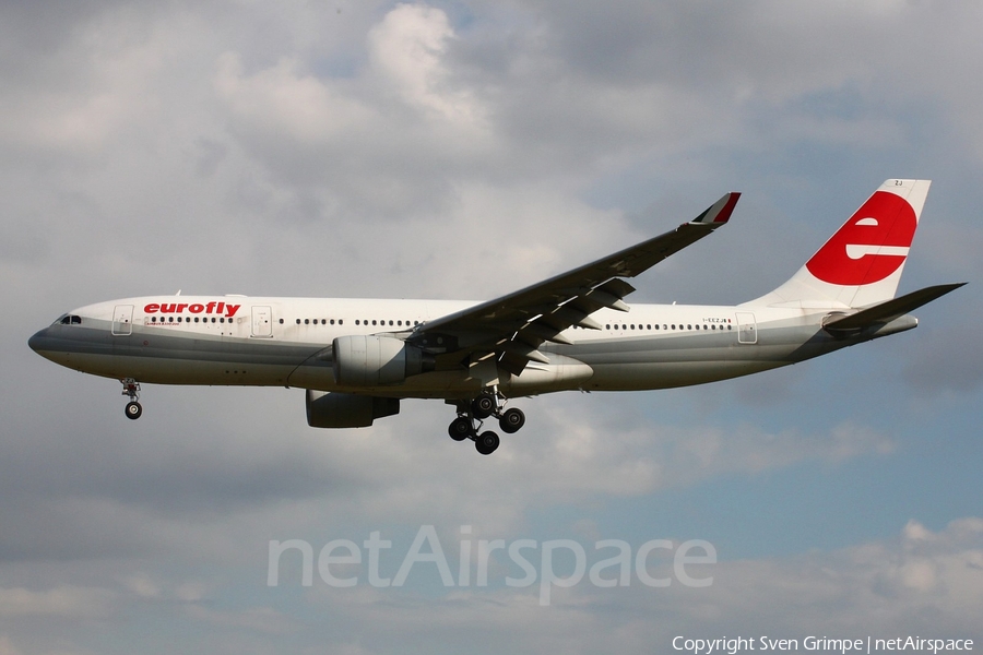 Eurofly Airbus A330-223 (I-EEZJ) | Photo 11780
