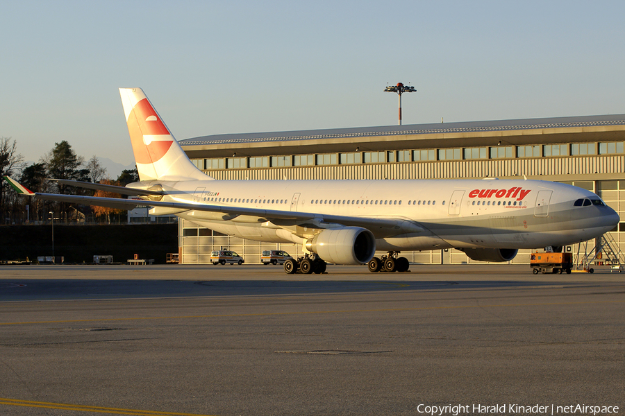 Eurofly Airbus A330-223 (I-EEZJ) | Photo 312502