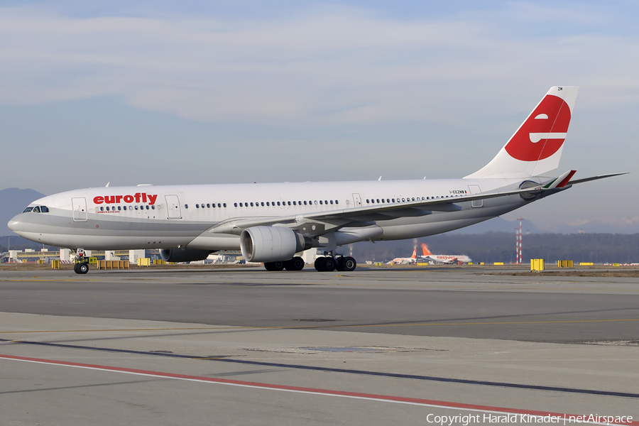 Eurofly Airbus A330-223 (I-EEZM) | Photo 312078