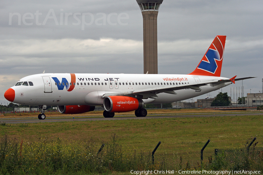 Wind Jet Airbus A320-231 (I-LINH) | Photo 105102