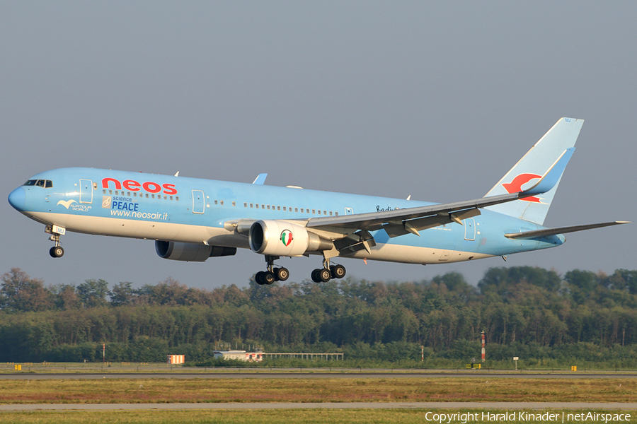 Neos Boeing 767-306(ER) (I-NDMJ) | Photo 311163