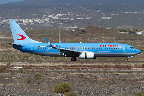 Neos Boeing 737-86N (I-NEOW) at  Tenerife Sur - Reina Sofia, Spain