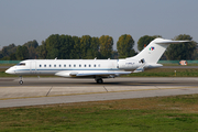 Albinati Aeronautics Bombardier BD-700-1A10 Global 6000 (I-PFLY) at  Milan - Linate, Italy