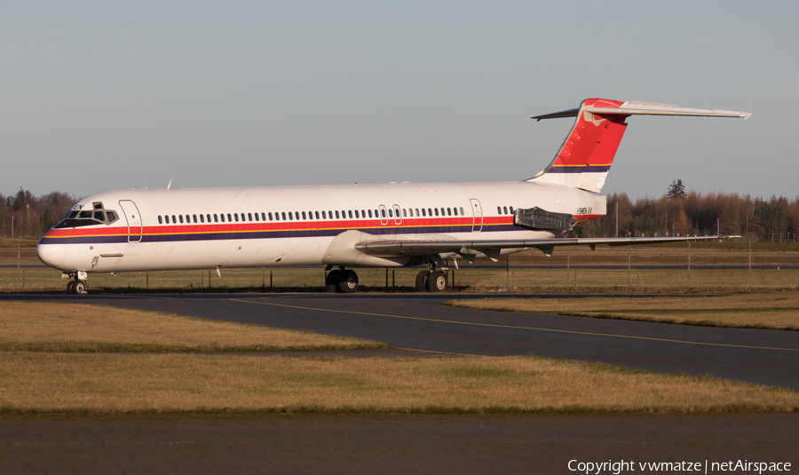 Meridiana McDonnell Douglas MD-83 (I-SMEN) | Photo 360900