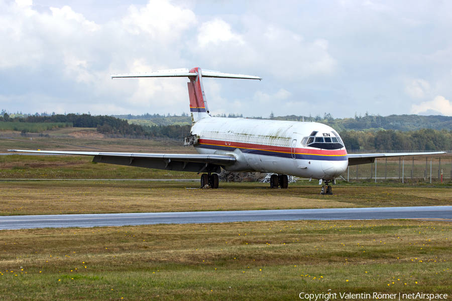 Meridiana McDonnell Douglas MD-83 (I-SMEN) | Photo 528184