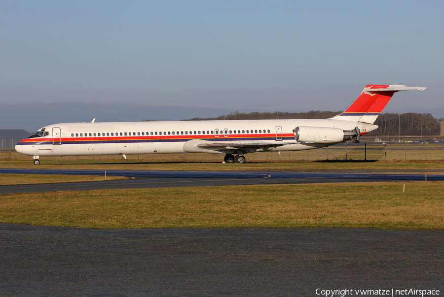 Meridiana McDonnell Douglas MD-82 (I-SMET) | Photo 291991