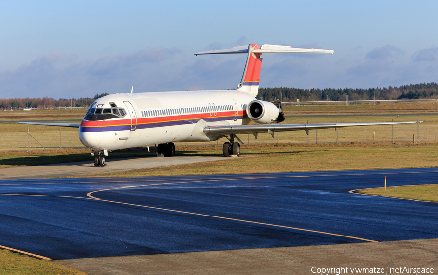 Meridiana McDonnell Douglas MD-82 (I-SMET) | Photo 292001