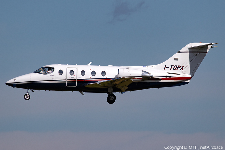 TopJet Executive Raytheon Hawker 400XP (I-TOPX) | Photo 392650