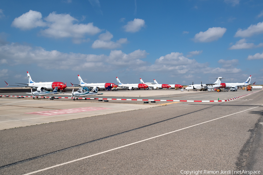 Aviation photo 472601