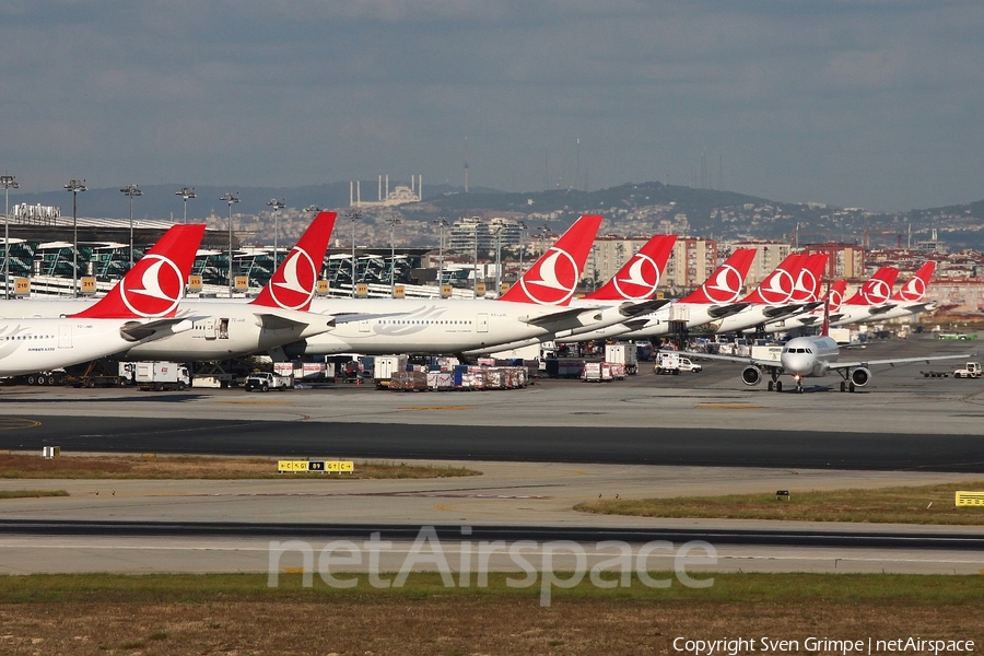Aviation photo 272907