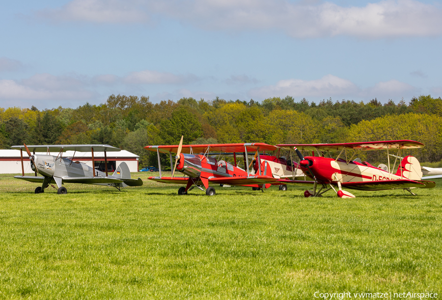 Aviation photo 450624