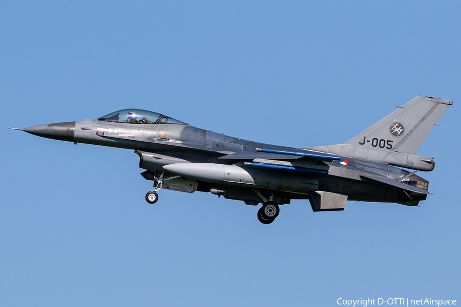 Royal Netherlands Air Force General Dynamics F-16AM Fighting Falcon (J-005) | Photo 240046