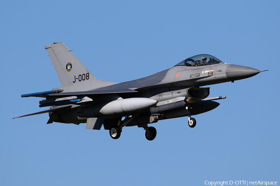 Royal Netherlands Air Force General Dynamics F-16AM Fighting Falcon (J-008) | Photo 309954