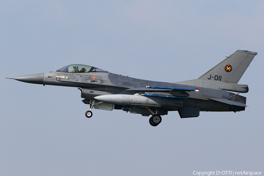 Royal Netherlands Air Force General Dynamics F-16AM Fighting Falcon (J-011) | Photo 155228