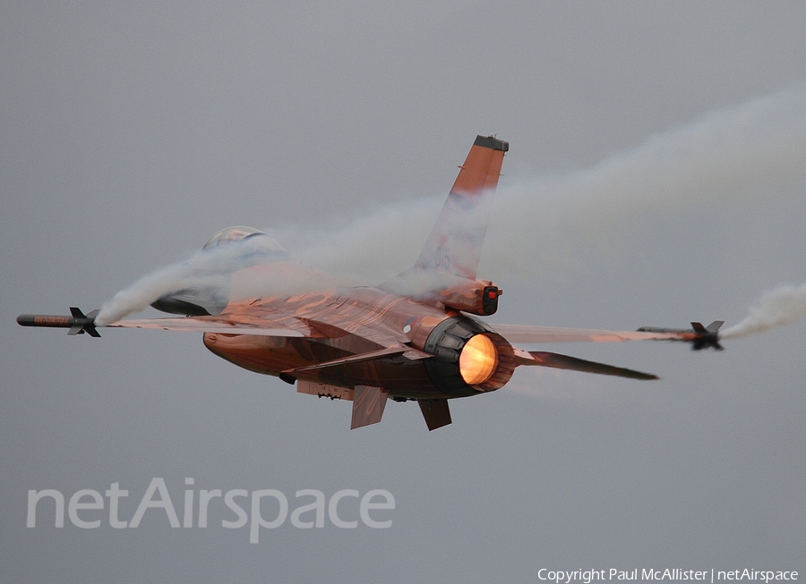 Royal Netherlands Air Force General Dynamics F-16AM Fighting Falcon (J-015) | Photo 136757