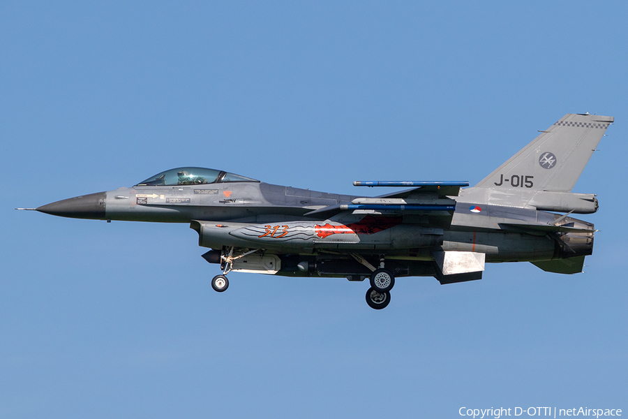 Royal Netherlands Air Force General Dynamics F-16AM Fighting Falcon (J-015) | Photo 240001