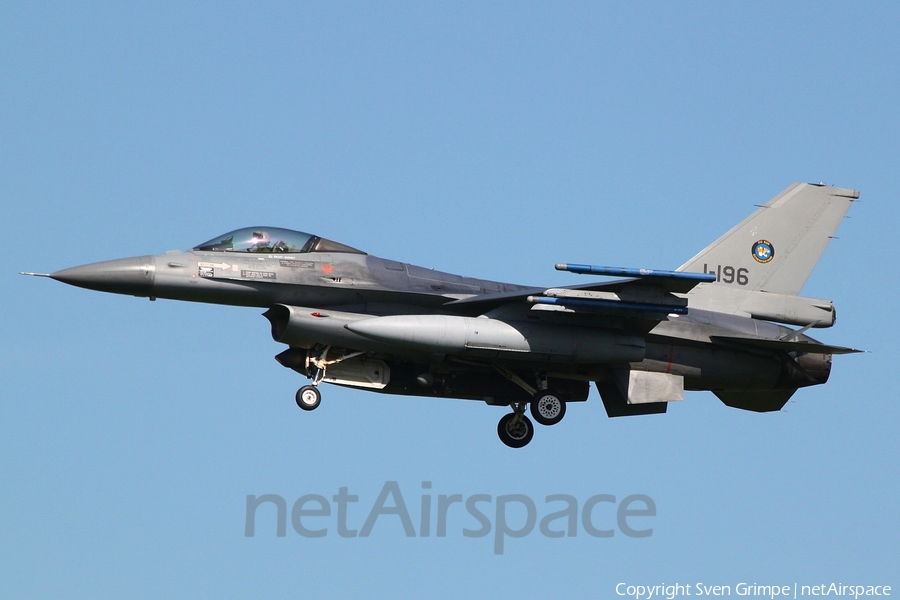 Royal Netherlands Air Force General Dynamics F-16AM Fighting Falcon (J-196) | Photo 239794