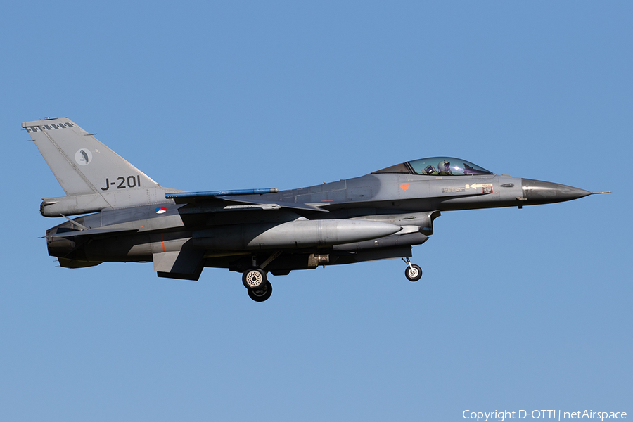 Royal Netherlands Air Force General Dynamics F-16AM Fighting Falcon (J-201) | Photo 309972