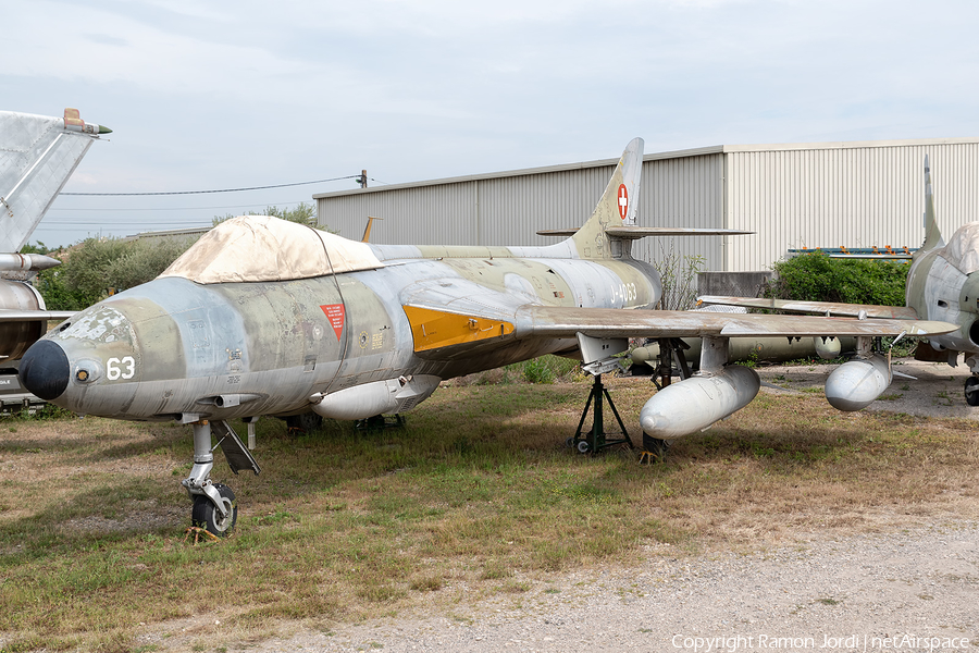 Swiss Air Force Hawker Hunter F.58 (J-4063) | Photo 332252