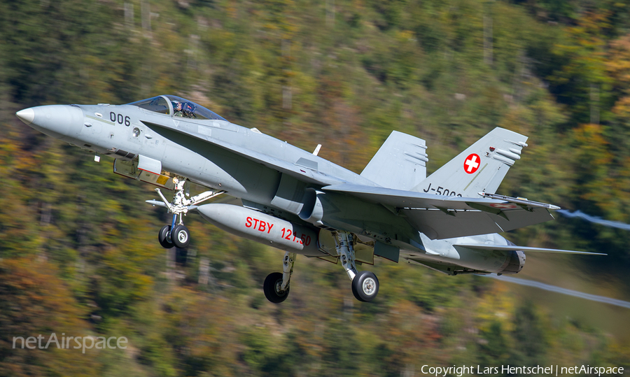 Swiss Air Force McDonnell Douglas F/A-18C Hornet (J-5006) | Photo 194065