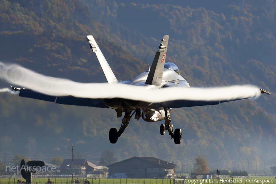 Swiss Air Force McDonnell Douglas F/A-18C Hornet (J-5009) | Photo 194336