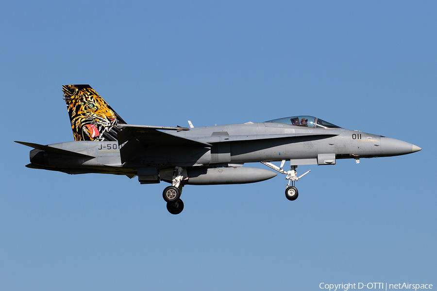 Swiss Air Force McDonnell Douglas F/A-18C Hornet (J-5011) | Photo 309963