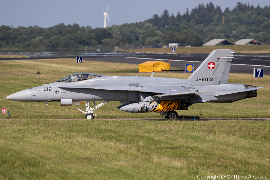 Swiss Air Force McDonnell Douglas F/A-18C Hornet (J-5012) | Photo 626736