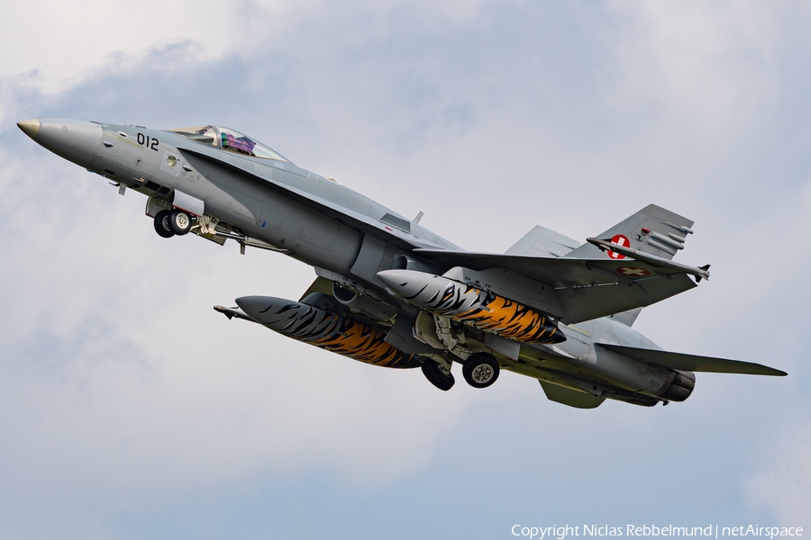 Swiss Air Force McDonnell Douglas F/A-18C Hornet (J-5012) | Photo 627096