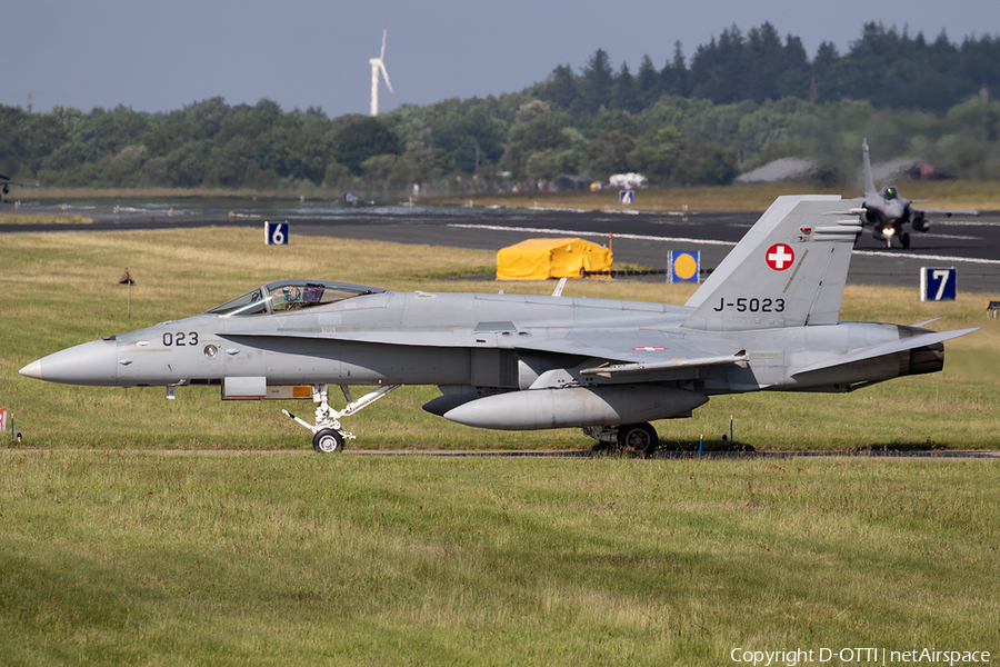 Swiss Air Force McDonnell Douglas F/A-18C Hornet (J-5023) | Photo 626751