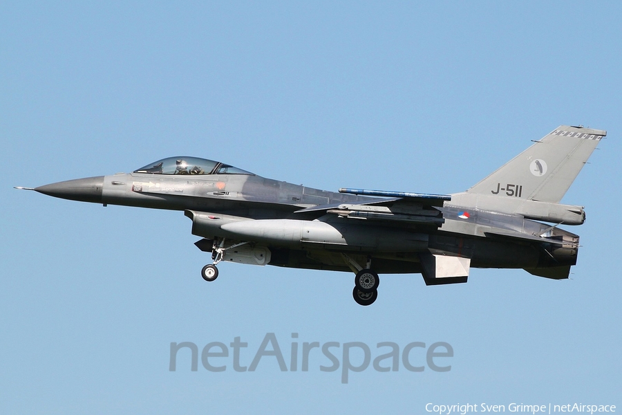 Royal Netherlands Air Force General Dynamics F-16AM Fighting Falcon (J-511) | Photo 239655