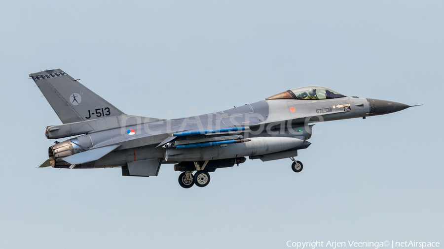 Royal Netherlands Air Force General Dynamics F-16AM Fighting Falcon (J-513) | Photo 391199